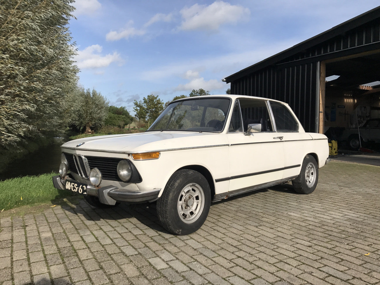 BMW 2002 Coupe 1975 project 2 owners