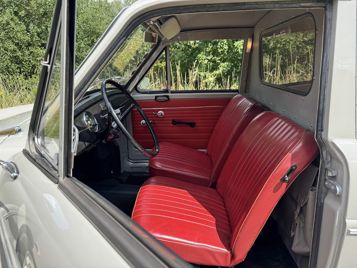 DAF 31 Pick-up ultra rare 1/2 examples full original!