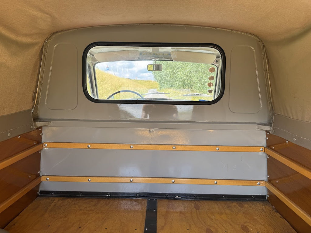 DAF 31 Pick-up ultra rare 1/2 examples full original!