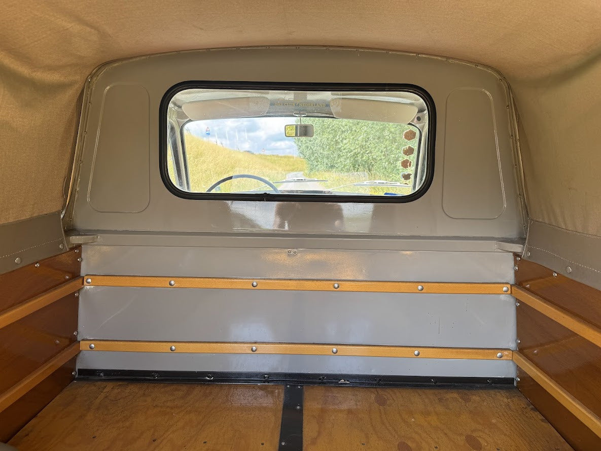 DAF 31 Pick-up ultra rare 1/2 examples full original!
