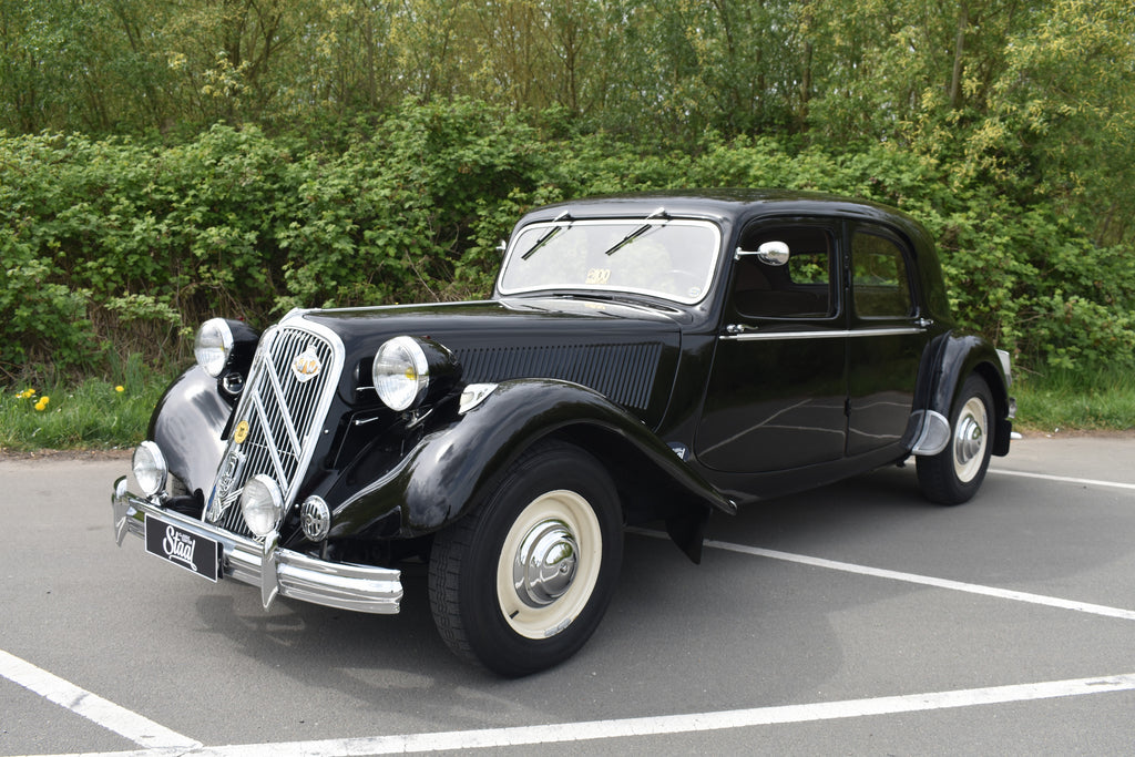 Citroen Traction Avant 15/6 1950 restored, with powersteering