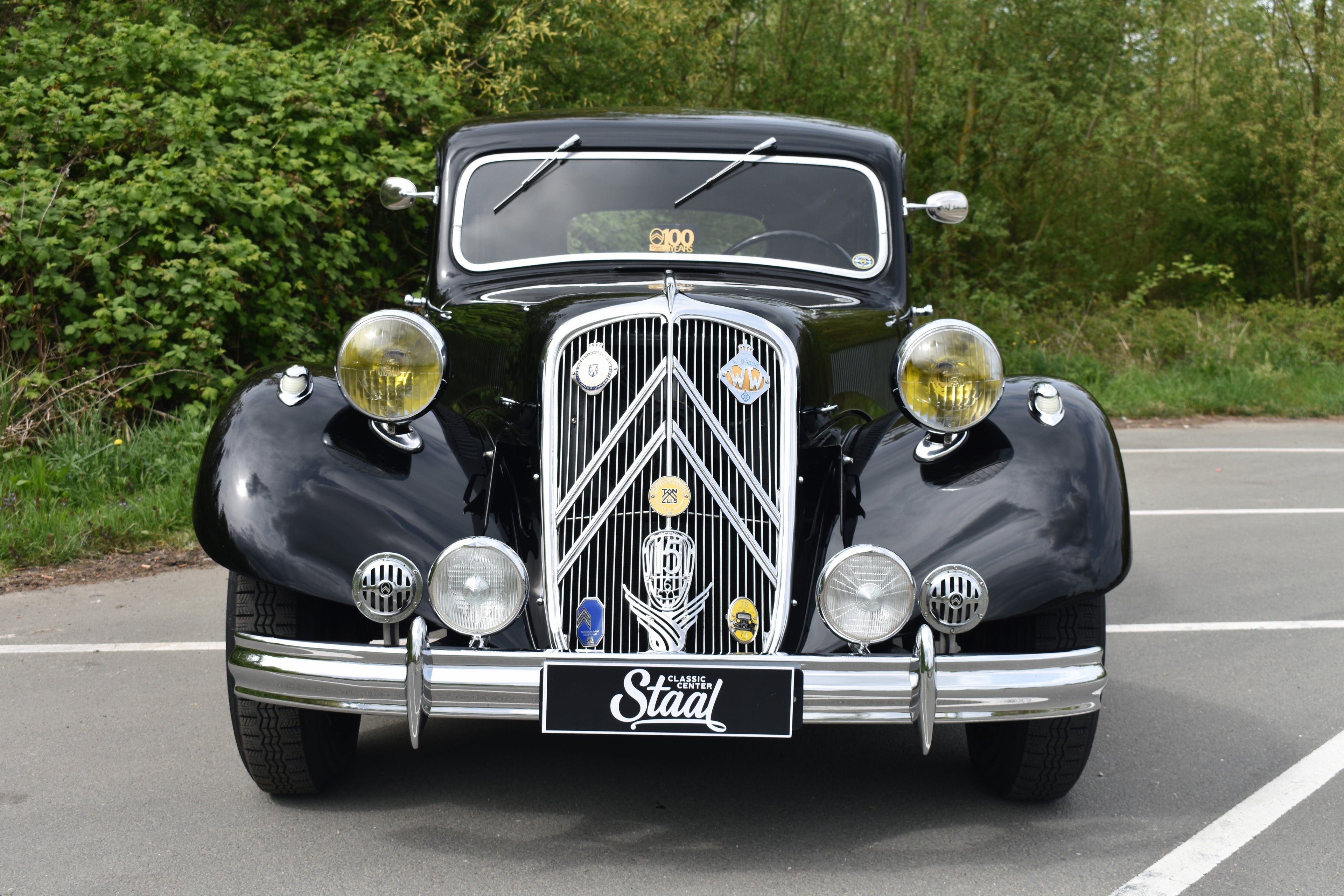 Citroen Traction Avant 15/6 1950 restored, with powersteering