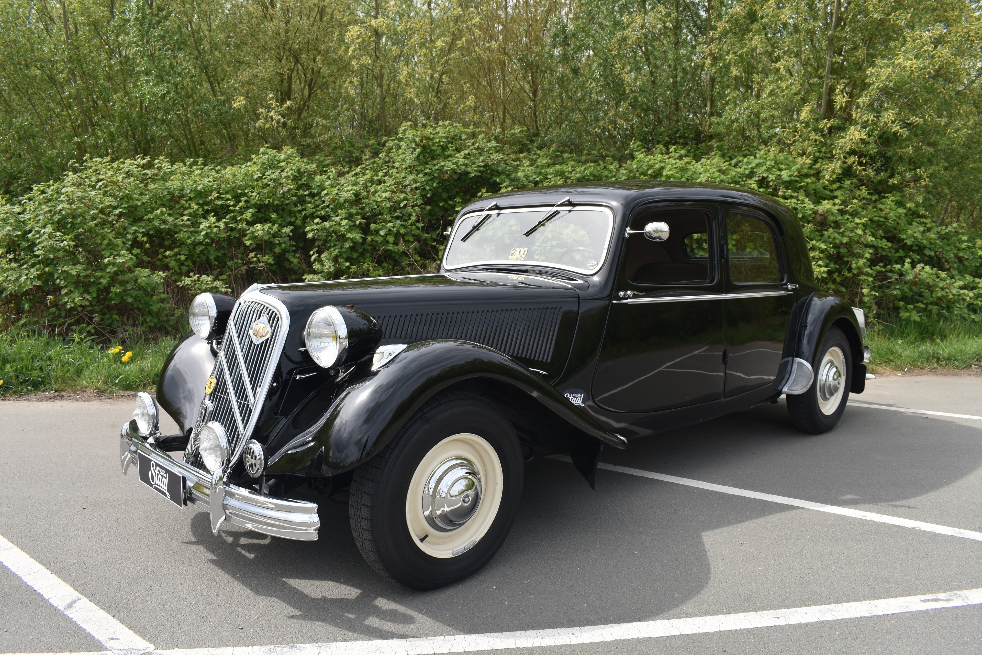 Citroen Traction Avant 15/6 1950 restored, with powersteering