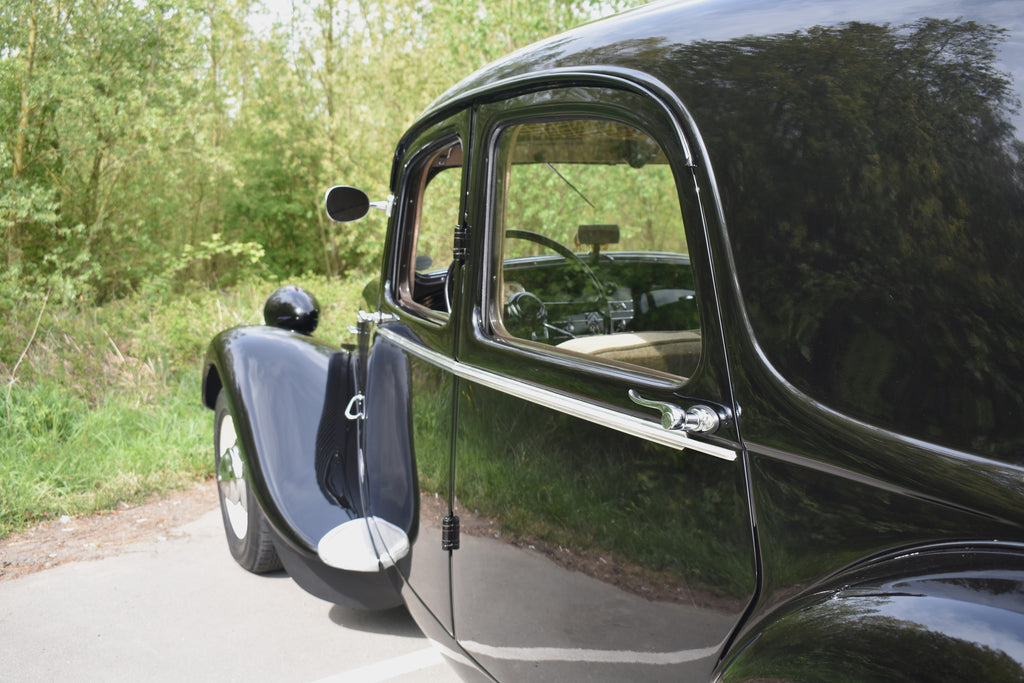 Citroen Traction Avant 15/6 1950 restored, with powersteering