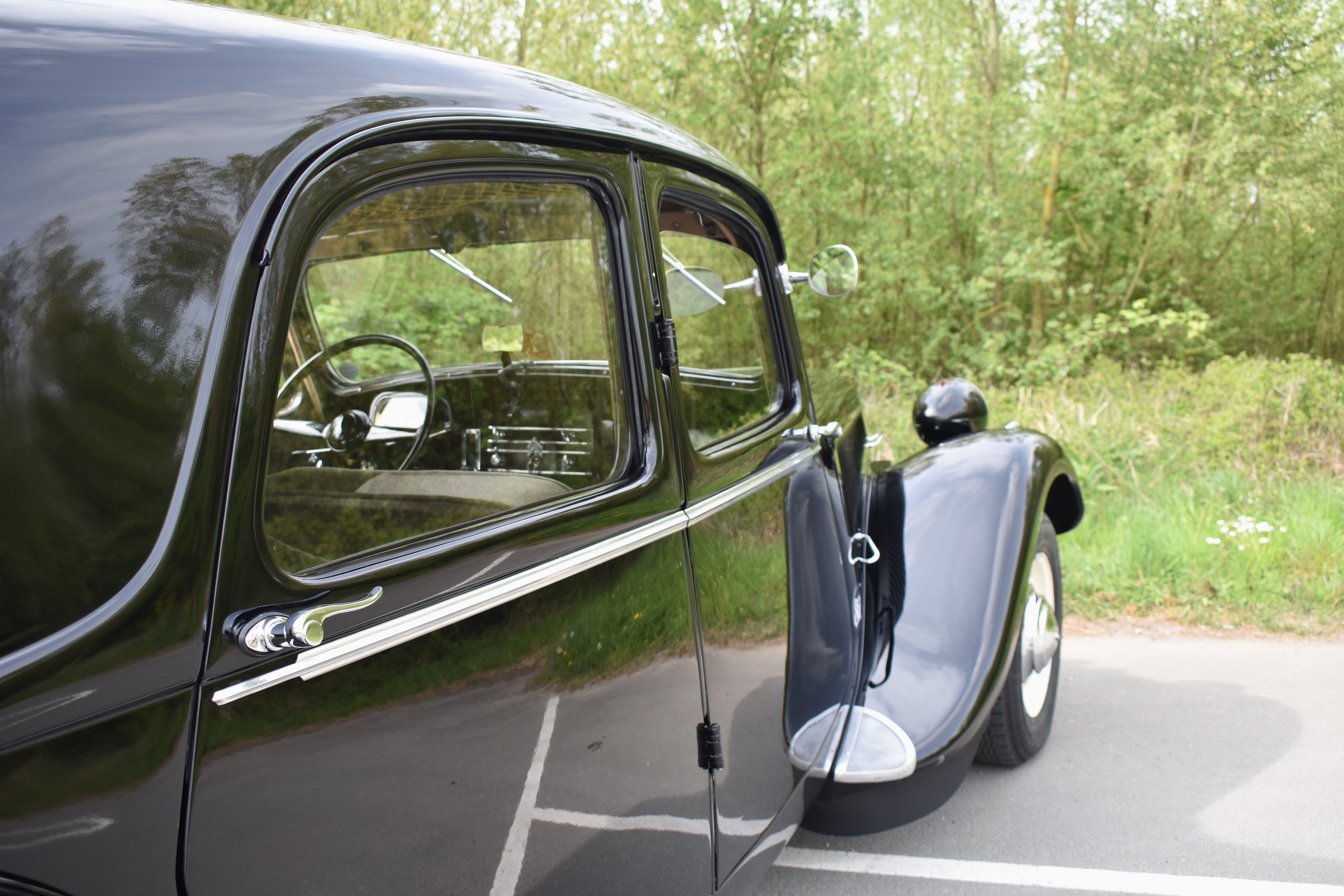 Citroen Traction Avant 15/6 1950 restored, with powersteering