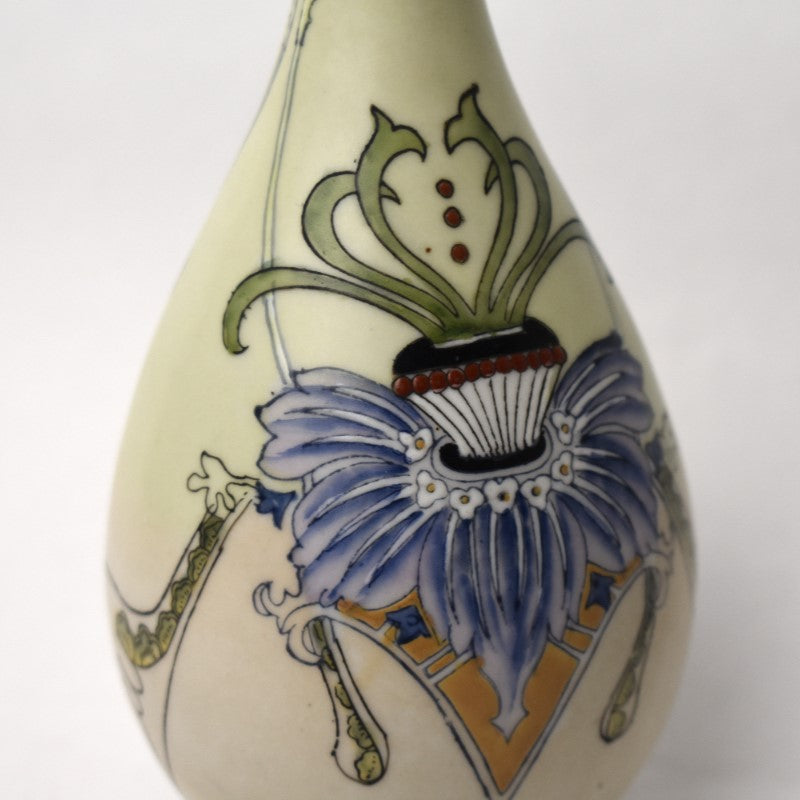 Ram Vase 20's Arnem Holland Colenbrander Jugendstil