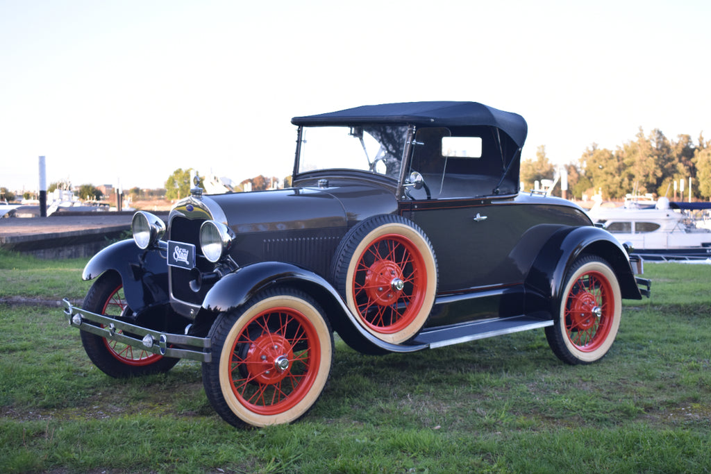 Ford Model A 1929 Deluxe Roadster – Restored condition with dicky seat
