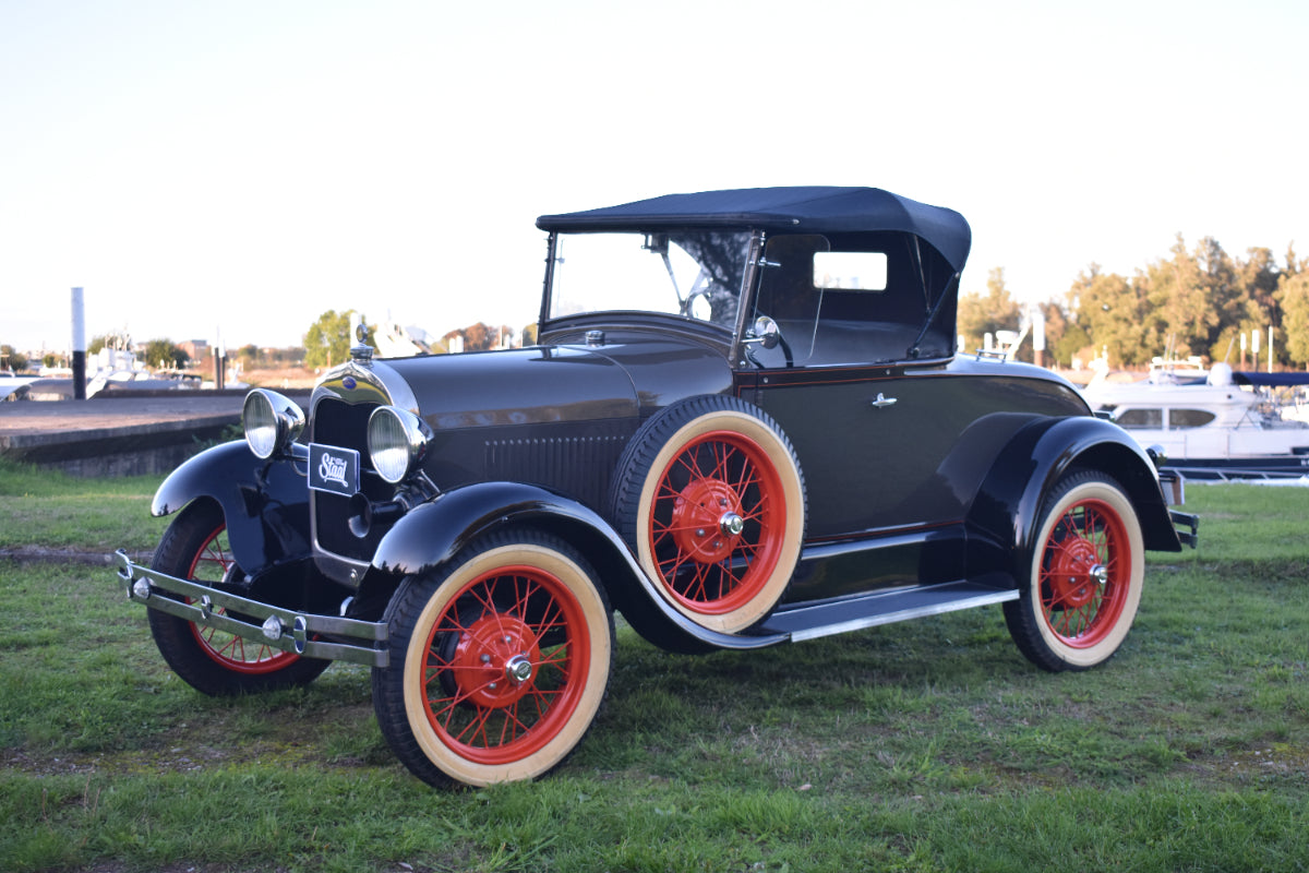 Ford Model A 1929 Deluxe Roadster – Restored condition with dicky seat