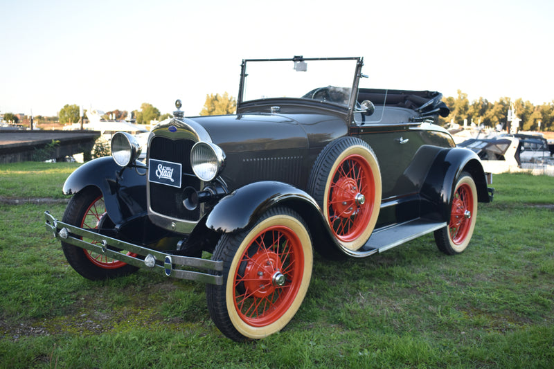 Ford Model A 1929 Deluxe Roadster – Restored condition with dicky seat