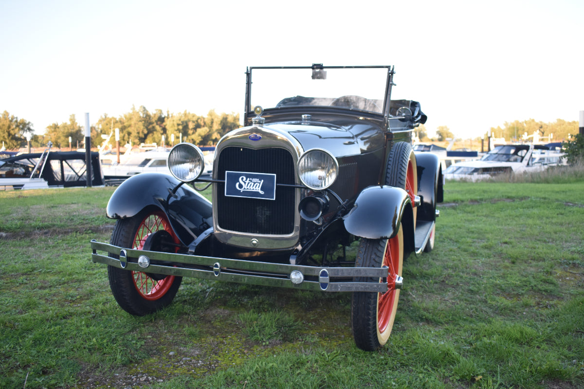 Ford Model A 1929 Deluxe Roadster – Restored condition with dicky seat