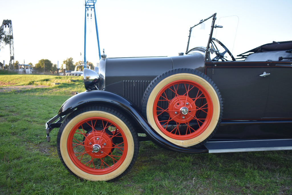 Ford Model A 1929 Deluxe Roadster – Restored condition with dicky seat