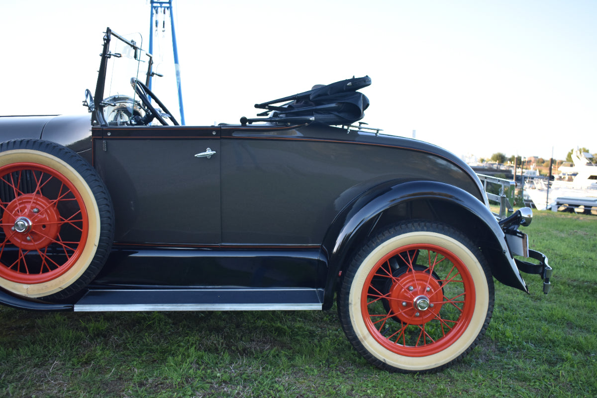 Ford Model A 1929 Deluxe Roadster – Restored condition with dicky seat