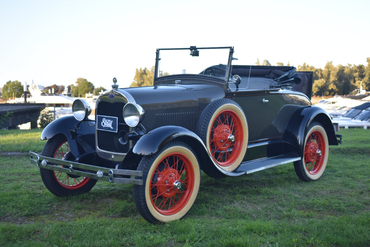 Ford Model A 1929 Deluxe Roadster – Restored condition with dicky seat