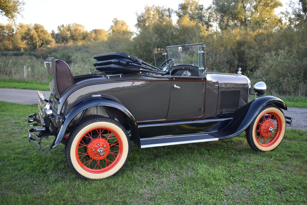Ford Model A 1929 Deluxe Roadster – Restored condition with dicky seat