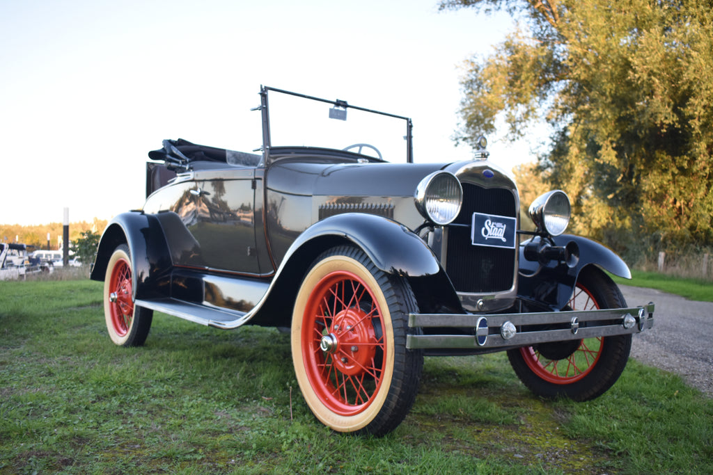 Ford Model A 1929 Deluxe Roadster – Restored condition with dicky seat