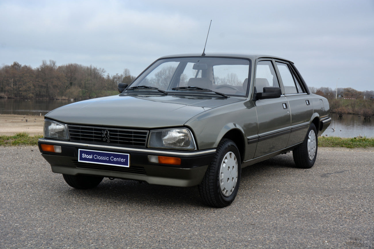 Peugeot 505 GL 1985 Fully Original Dutch Delivered