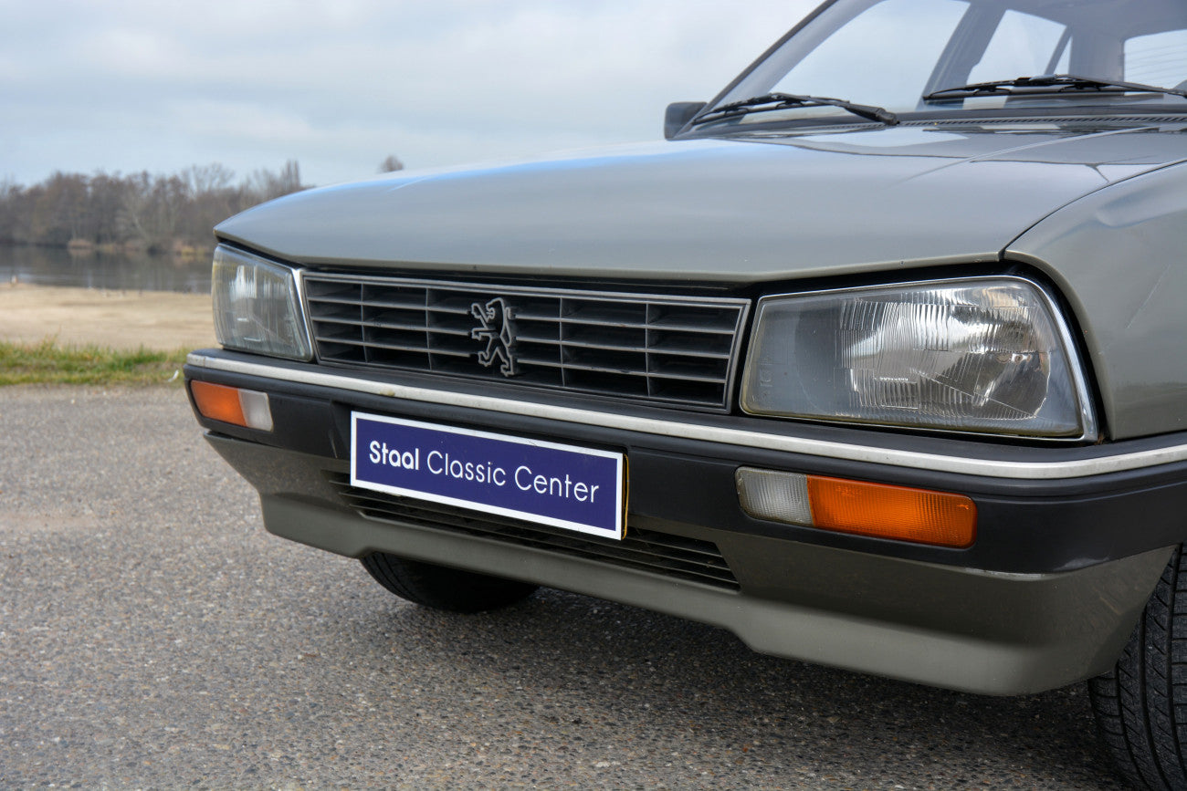 Peugeot 505 GL 1985 Fully Original Dutch Delivered