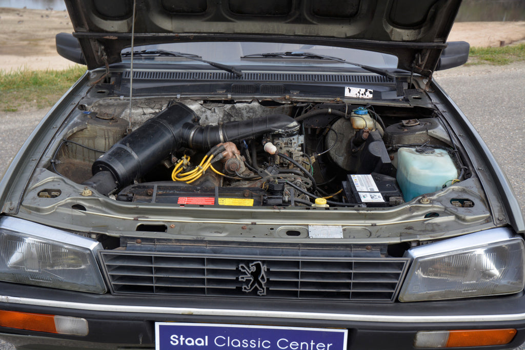 Peugeot 505 GL 1985 Fully Original Dutch Delivered