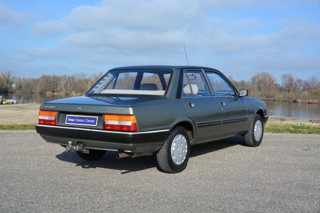 Peugeot 505 GL 1985 Fully Original Dutch Delivered