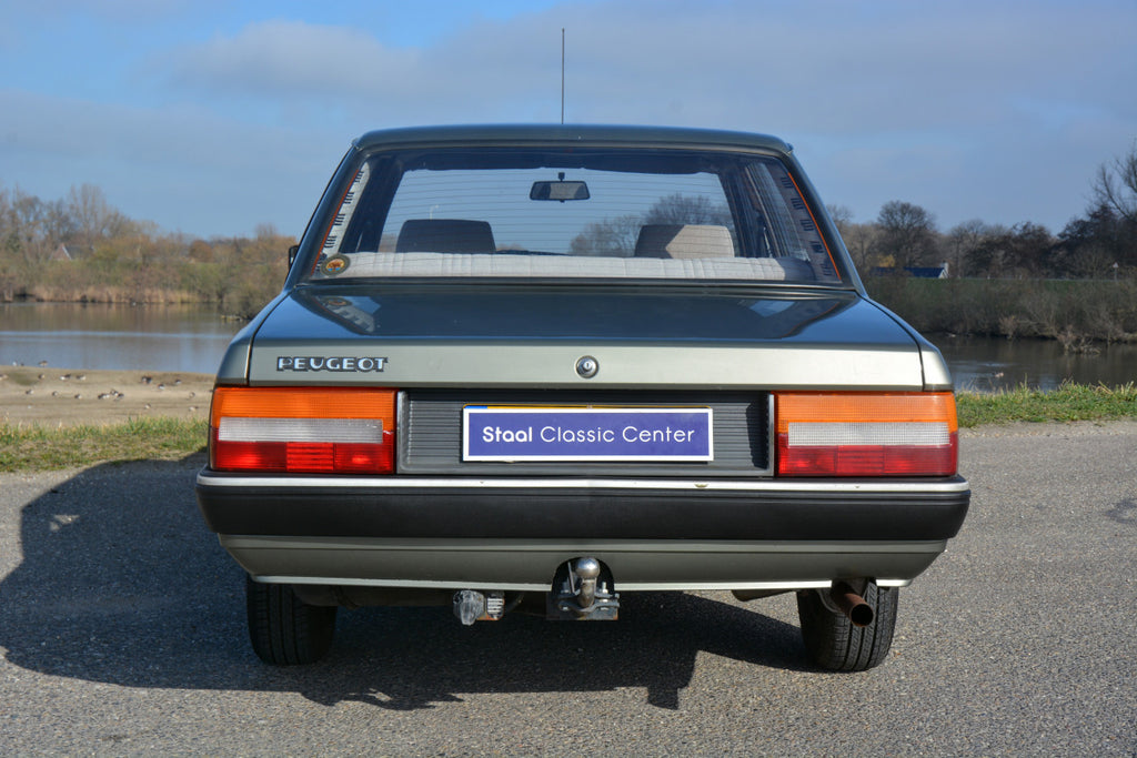 Peugeot 505 GL 1985 Fully Original Dutch Delivered