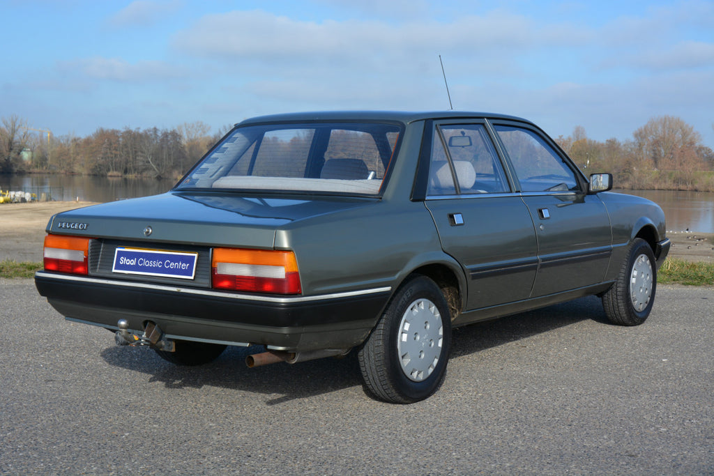 Peugeot 505 GL 1985 Fully Original Dutch Delivered