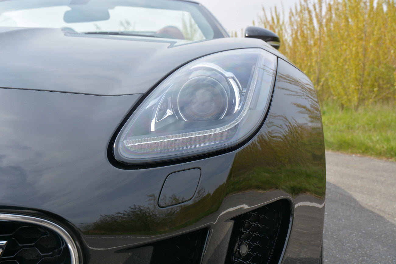 Jaguar F-Type 3.0 V6 S Convertible in Like New Condition | Red Leather | Dealer Maintained