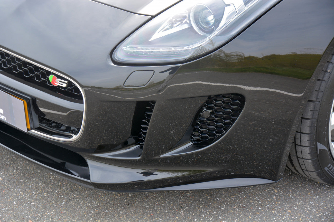 Jaguar F-Type 3.0 V6 S Convertible in Like New Condition | Red Leather | Dealer Maintained