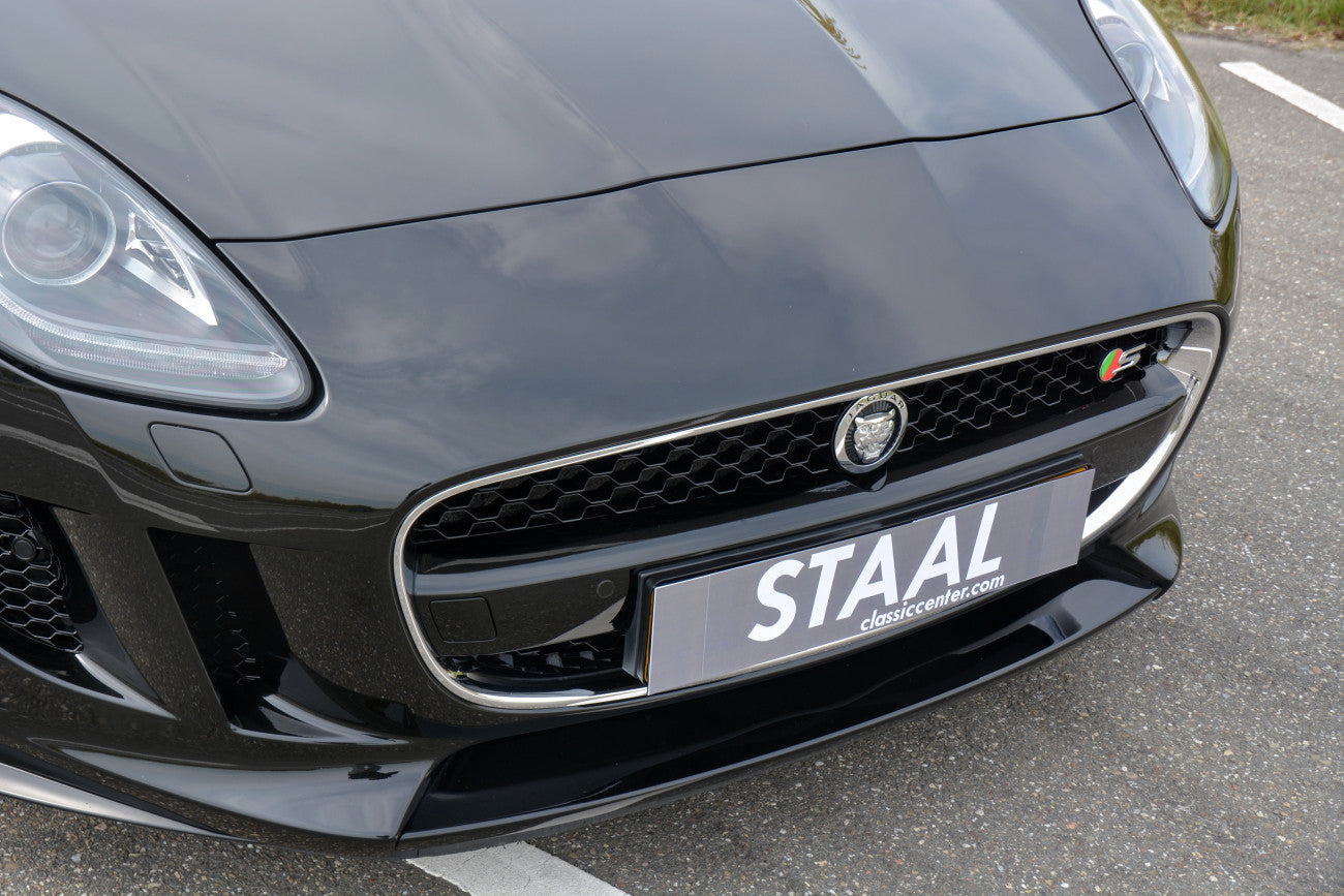 Jaguar F-Type 3.0 V6 S Convertible in Like New Condition | Red Leather | Dealer Maintained