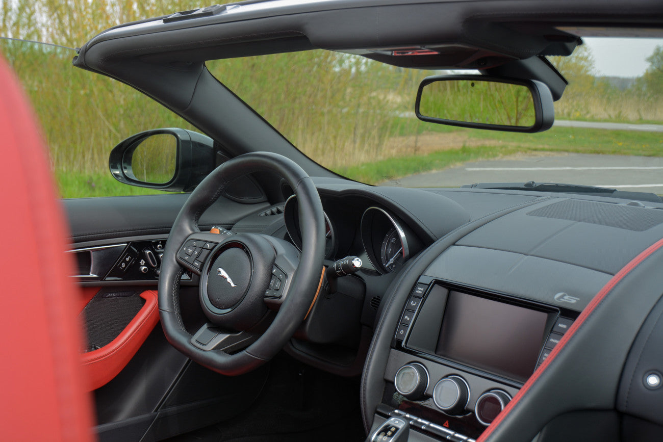Jaguar F-Type 3.0 V6 S Convertible in Like New Condition | Red Leather | Dealer Maintained