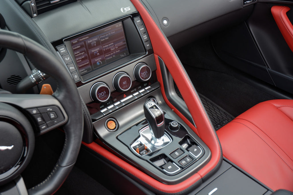 Jaguar F-Type 3.0 V6 S Convertible in Like New Condition | Red Leather | Dealer Maintained