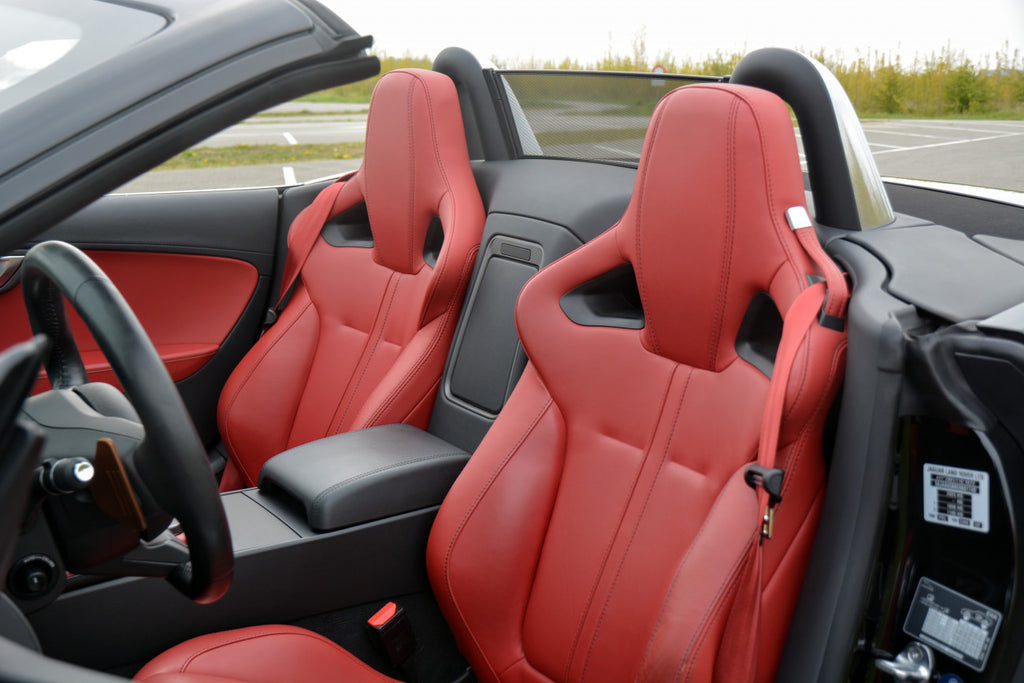 Jaguar F-Type 3.0 V6 S Convertible in Like New Condition | Red Leather | Dealer Maintained