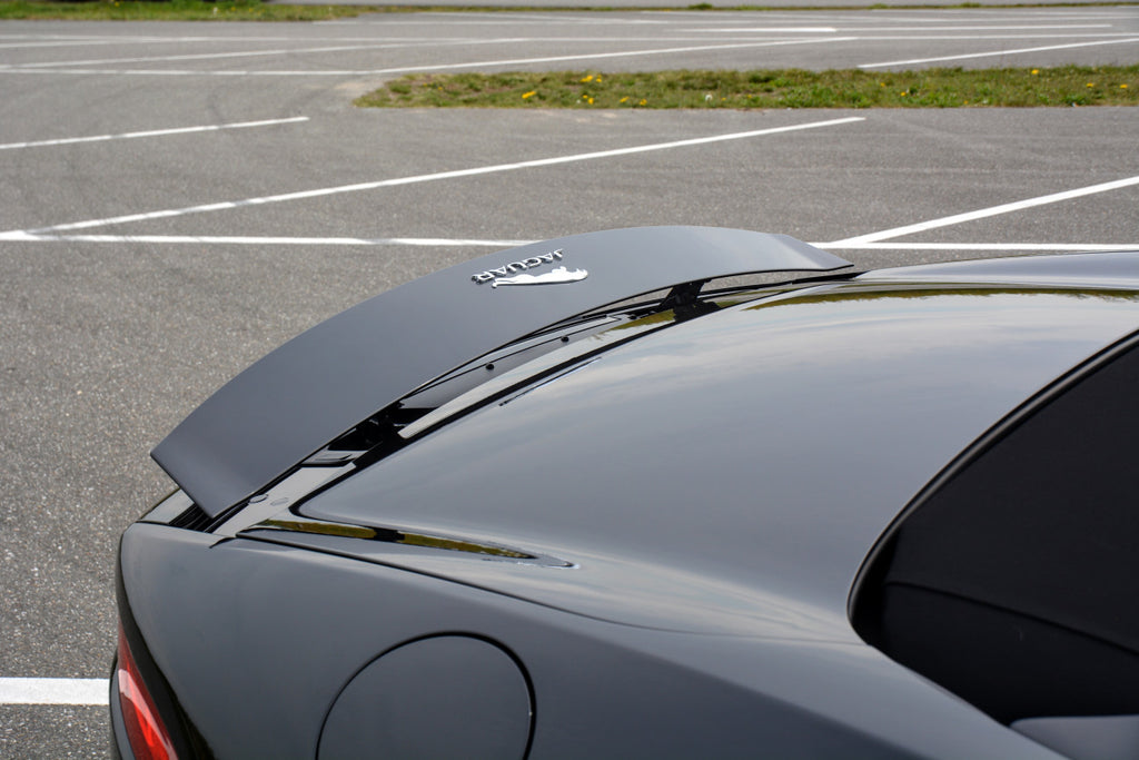 Jaguar F-Type 3.0 V6 S Convertible in Like New Condition | Red Leather | Dealer Maintained