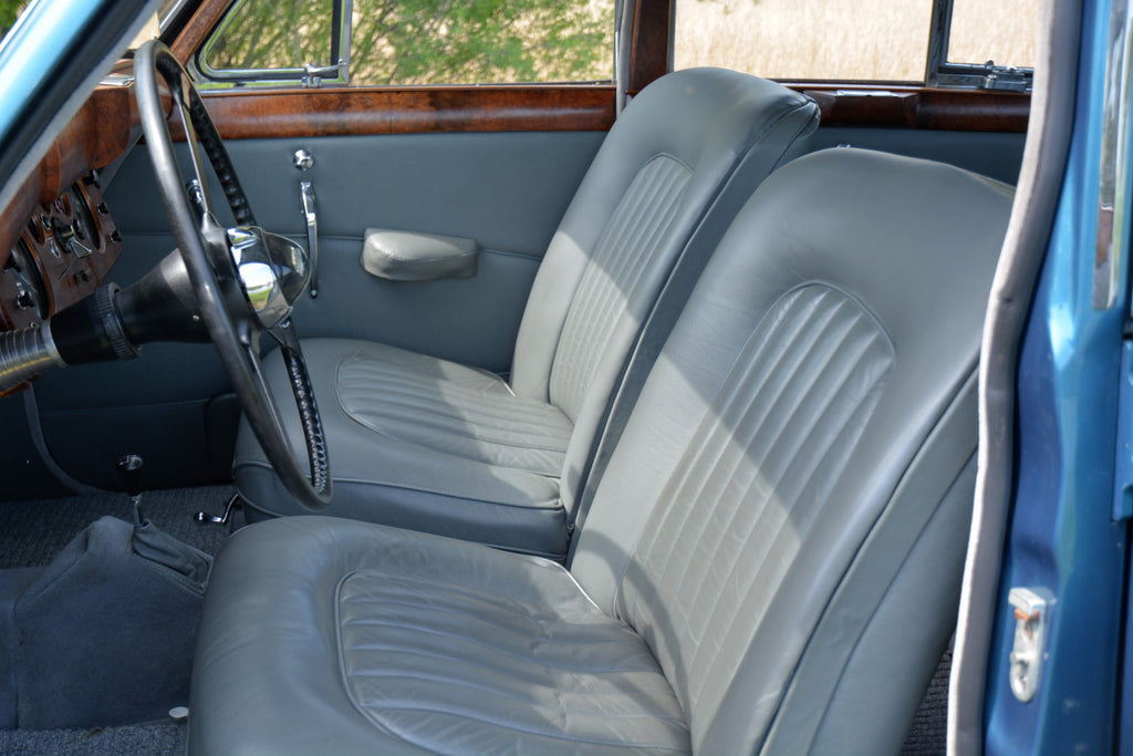 Jaguar Mark VII 1951 full restored - Concours d’Elegance winner!