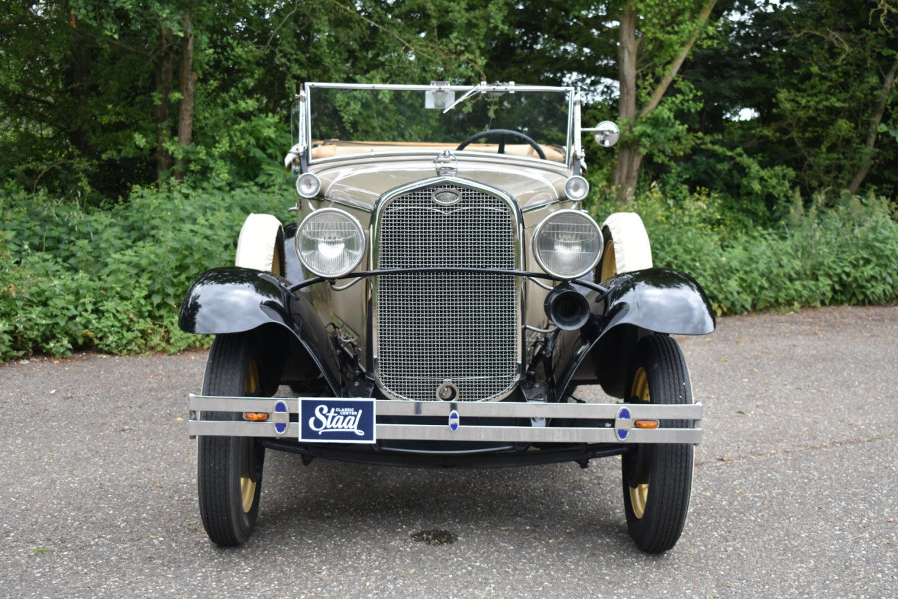 Ford Model A Deluxe Roadster with Dicky Seat 1931
