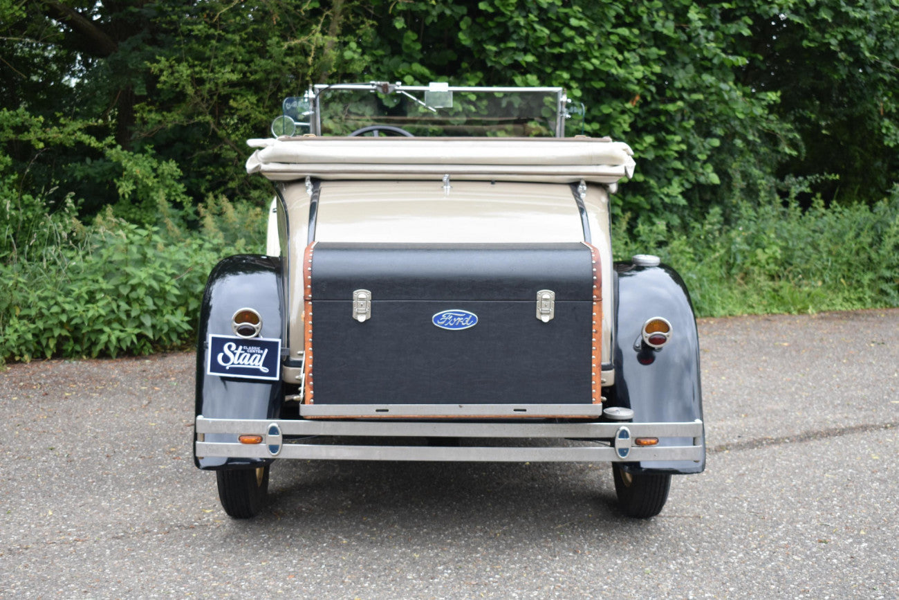 Ford Model A Deluxe Roadster with Dicky Seat 1931