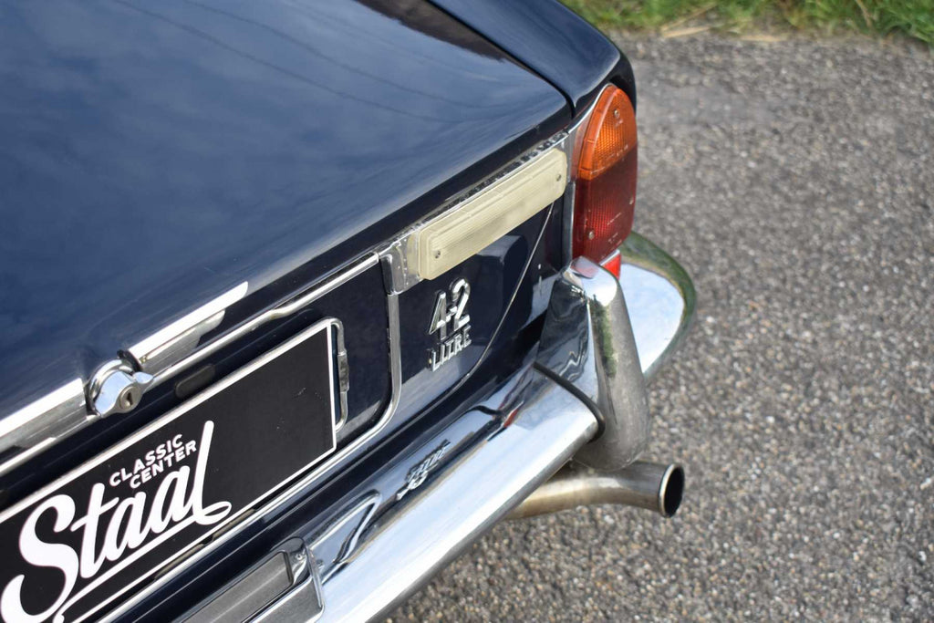 Jaguar XJ6 Series 1 Saloon 1972 4.2 ltr sunroof revised gearbox automatic
