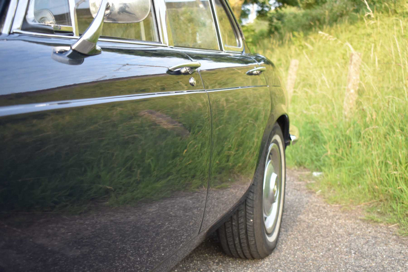 Jaguar XJ6 Series 1 Saloon 1972 4.2 ltr sunroof revised gearbox automatic