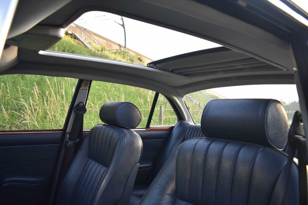 Jaguar XJ6 Series 1 Saloon 1972 4.2 ltr sunroof revised gearbox automatic