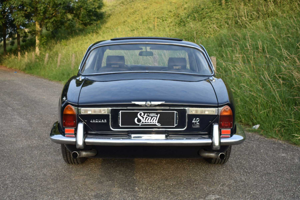 Jaguar XJ6 Series 1 Saloon 1972 4.2 ltr sunroof revised gearbox automatic