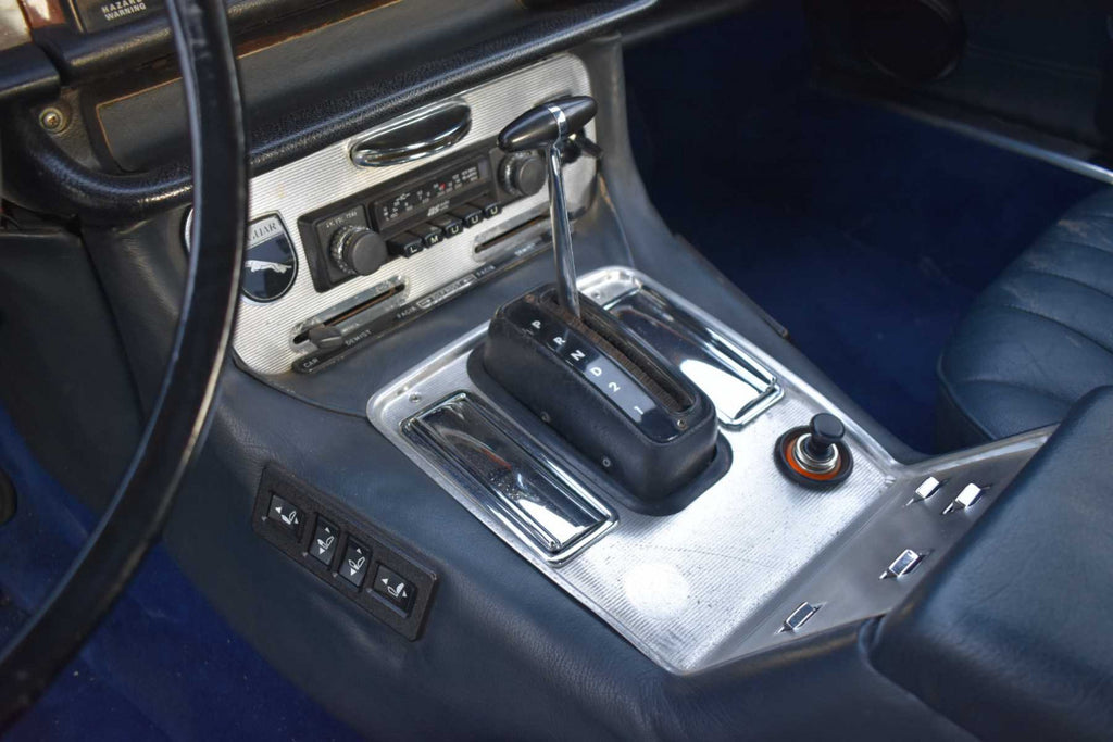 Jaguar XJ6 Series 1 Saloon 1972 4.2 ltr sunroof revised gearbox automatic