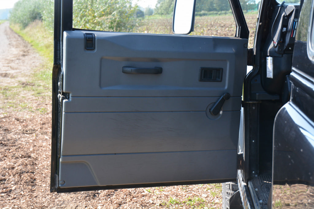 Land-Rover Defender TD5 Panelvan