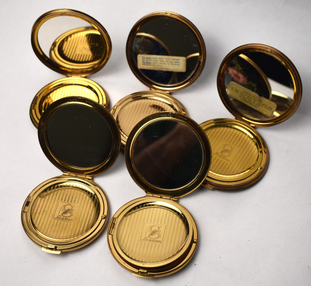 Stratton Powder compacts collection 17 pcs
