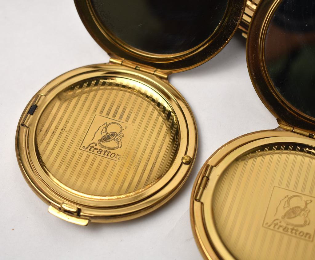 Stratton Powder compacts collection 17 pcs