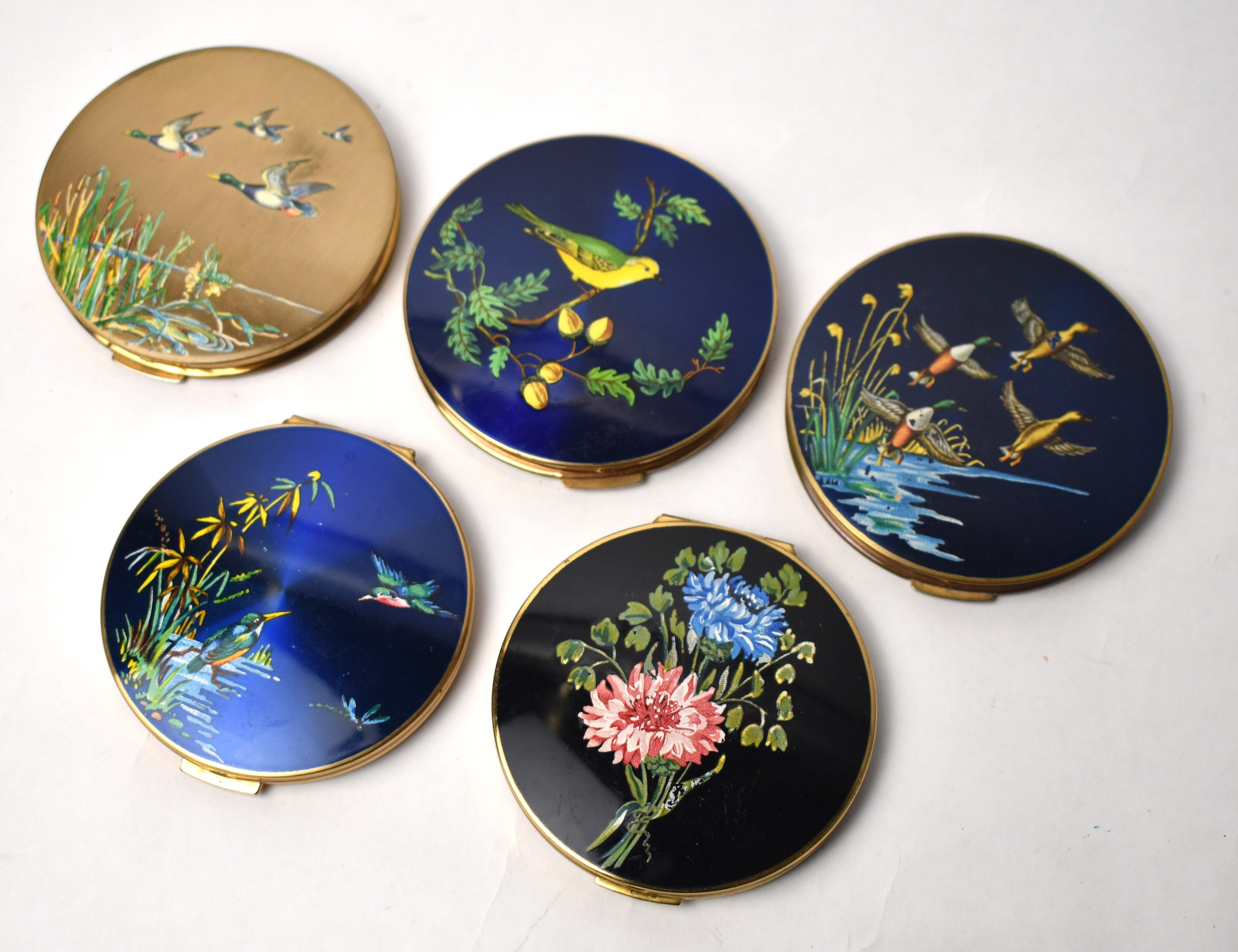 Stratton Powder compacts collection 17 pcs