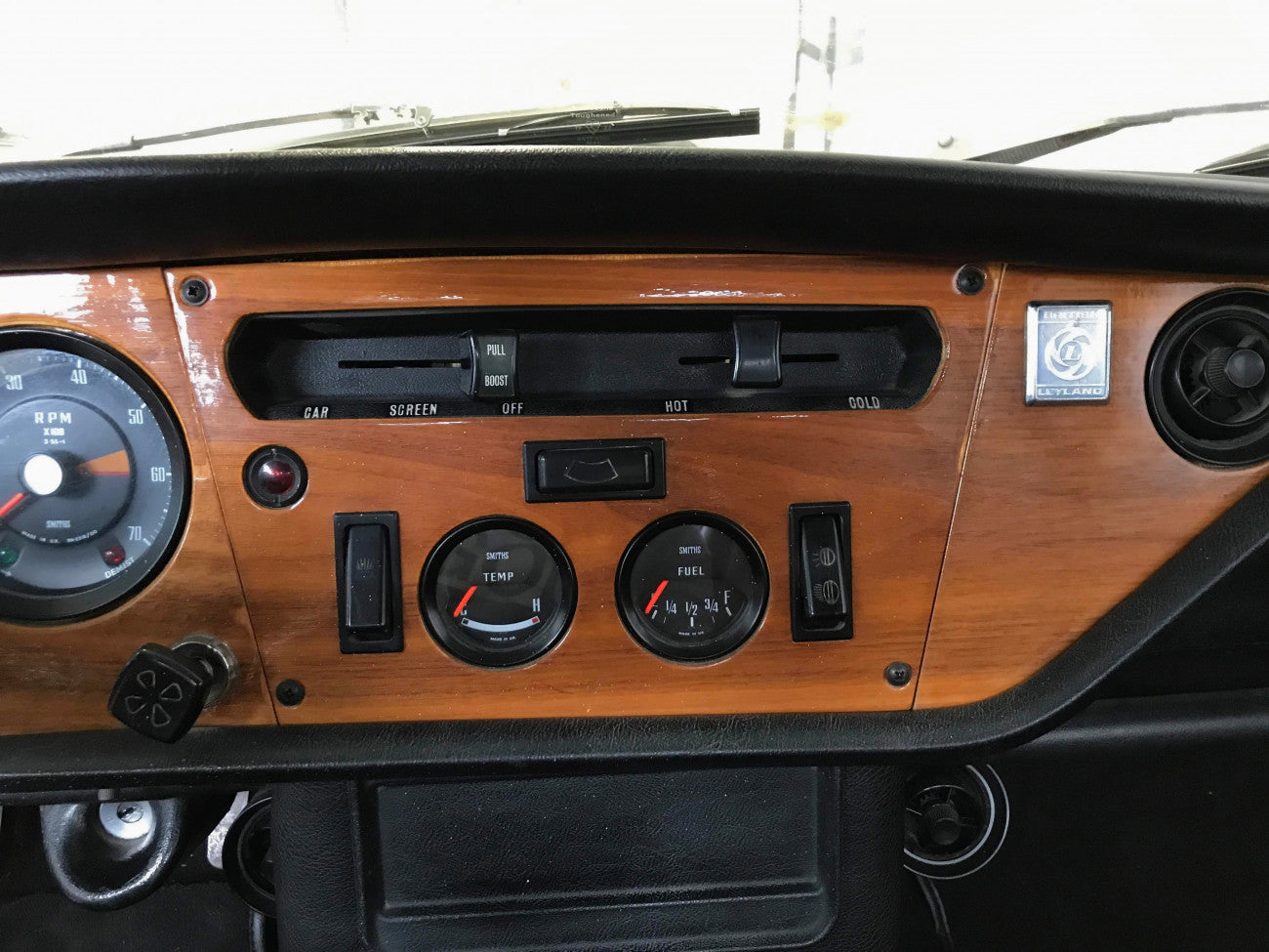 Triumph GT6 MKIII 1975 with Overdrive unique