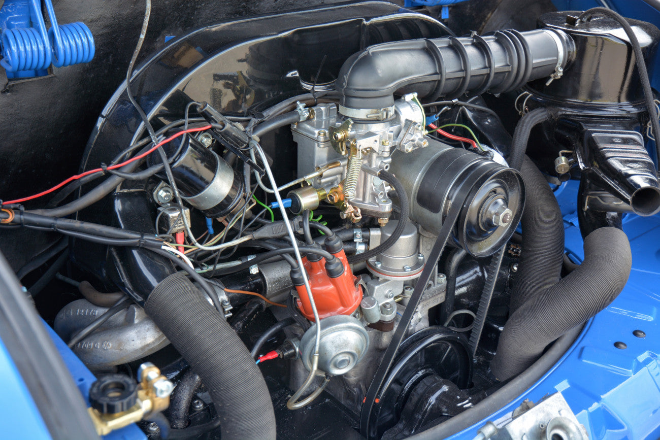 Volkswagen Karmann Ghia Cabriolet 1971 Body-Off Restored