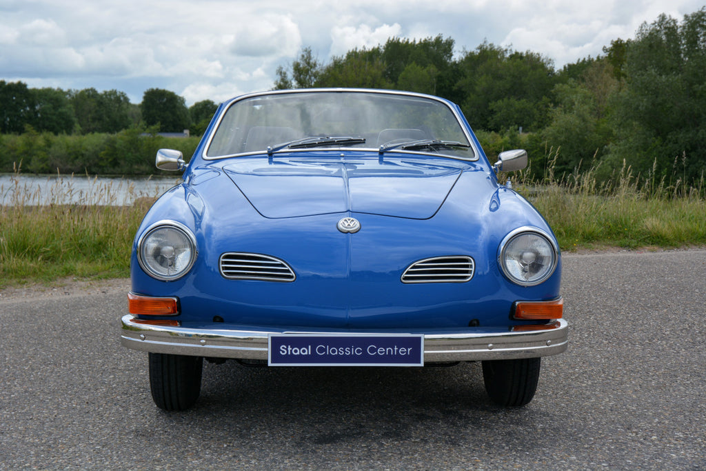 Volkswagen Karmann Ghia Cabriolet 1971 Body-Off Restored