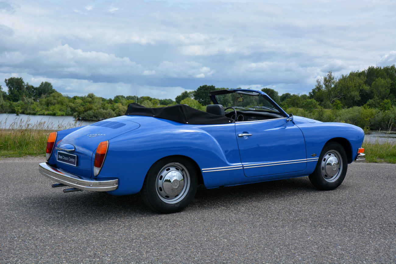 Volkswagen Karmann Ghia Cabriolet 1971 Body-Off Restored