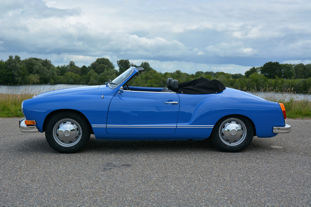 Volkswagen Karmann Ghia Cabriolet 1971 Body-Off Restored