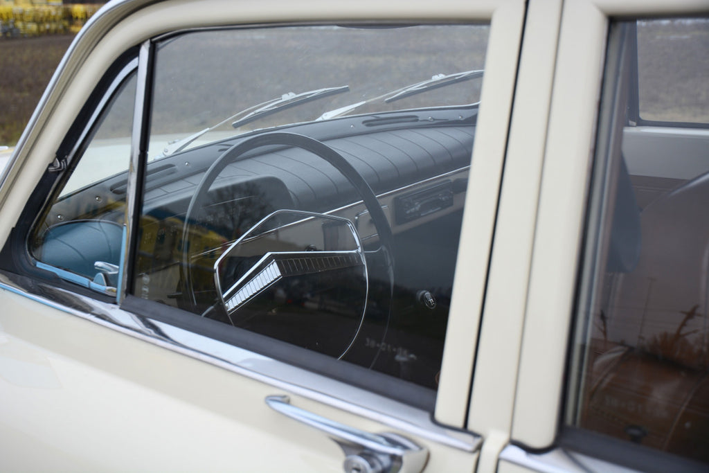 Volvo Amazon stationcar Overdrive 1966 restored